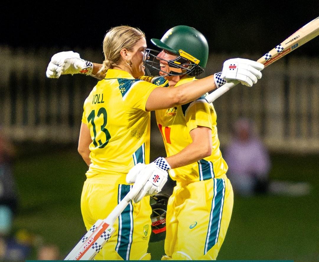 2nd ODI: Voll's ton helps Australia seal ODI series with 5-wicket win over India