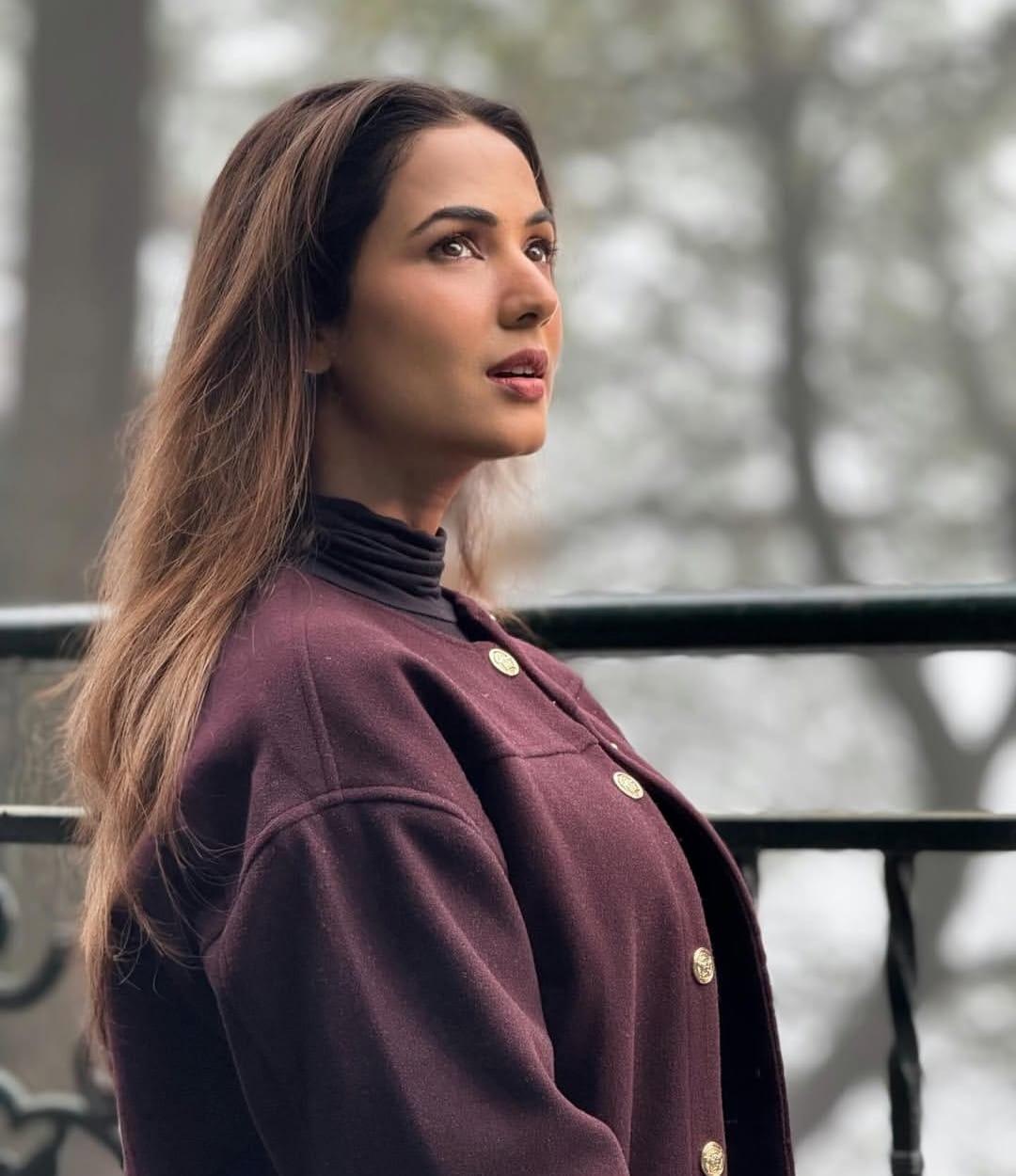 Sonal Chauhan says 'The last few days were challenging' as she safely returns to India