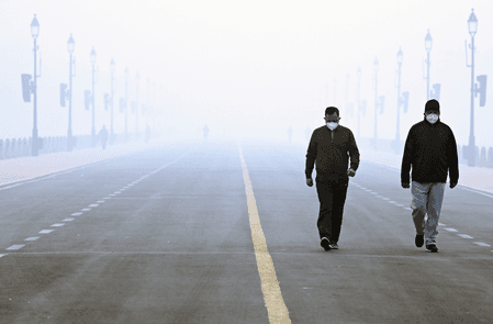 Delhi chokes under hazardous smog as air quality worsens; visibility low