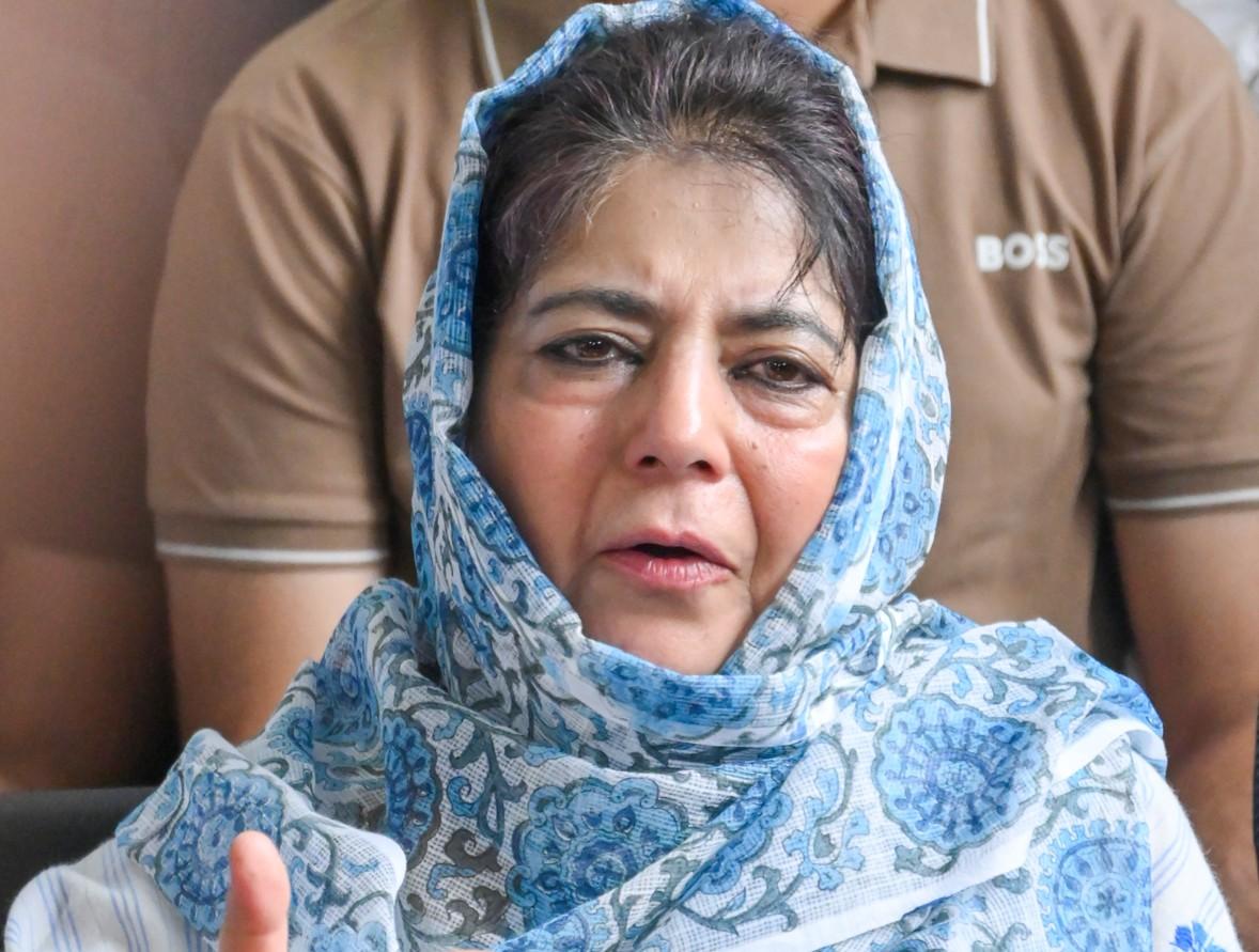 Mehbooba Mufti cancels Kishtwar visit due to ongoing rescue operation