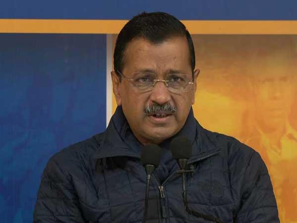 Arvind Kejriwal Slams Delhi Police for Stop