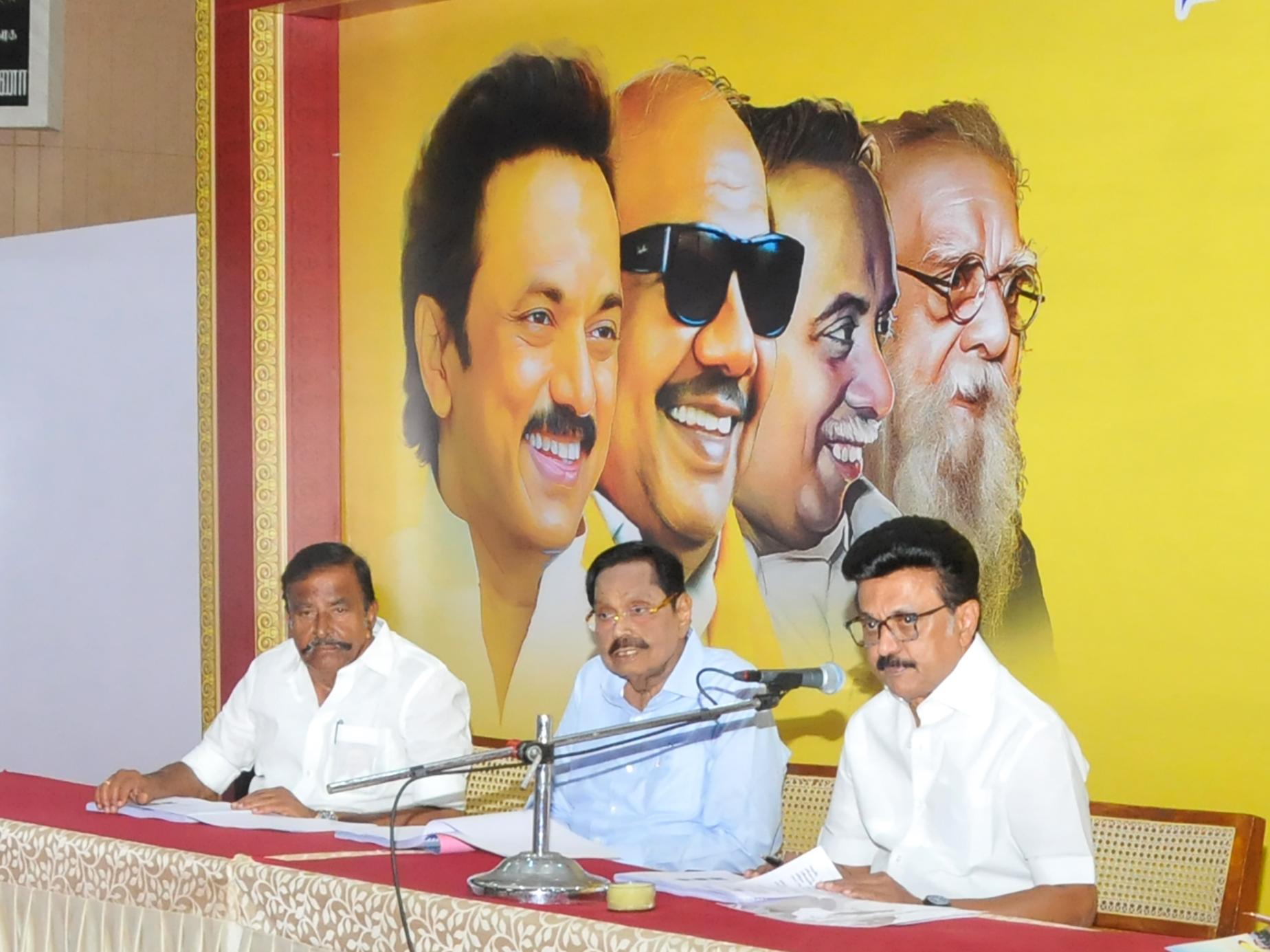 DMK set to finalise seat-sharing, Stalin to launch statewide campaign from April 2