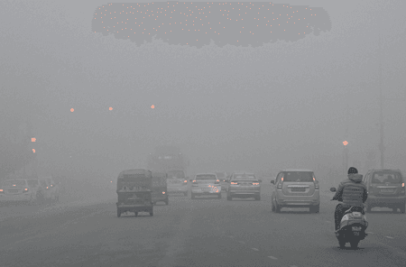 Delhi suffocates under ‘severe’ air quality as cold wave, dense fog tighten grip