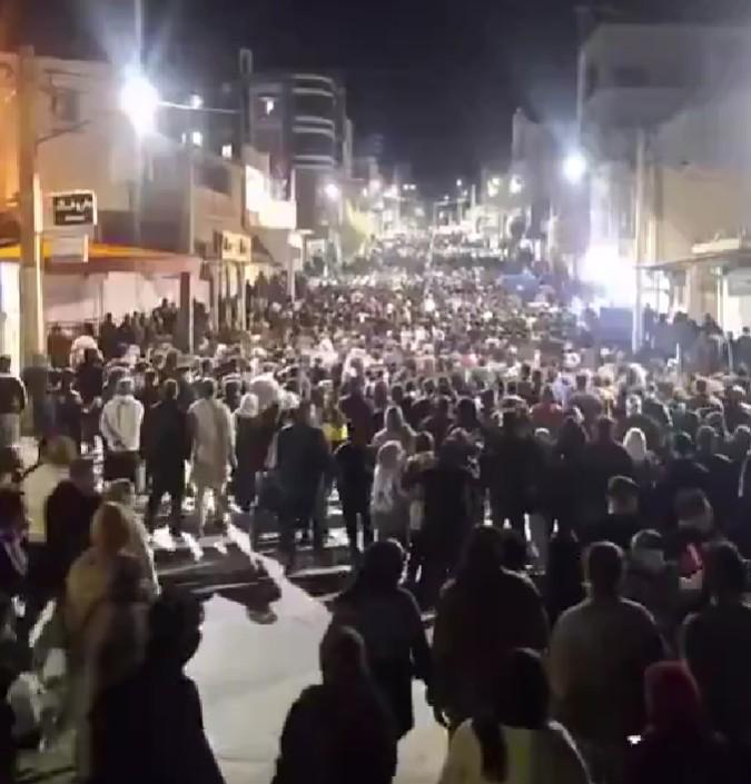 Between devil and deep sea: Iran turmoil leaves Pakistan cornered