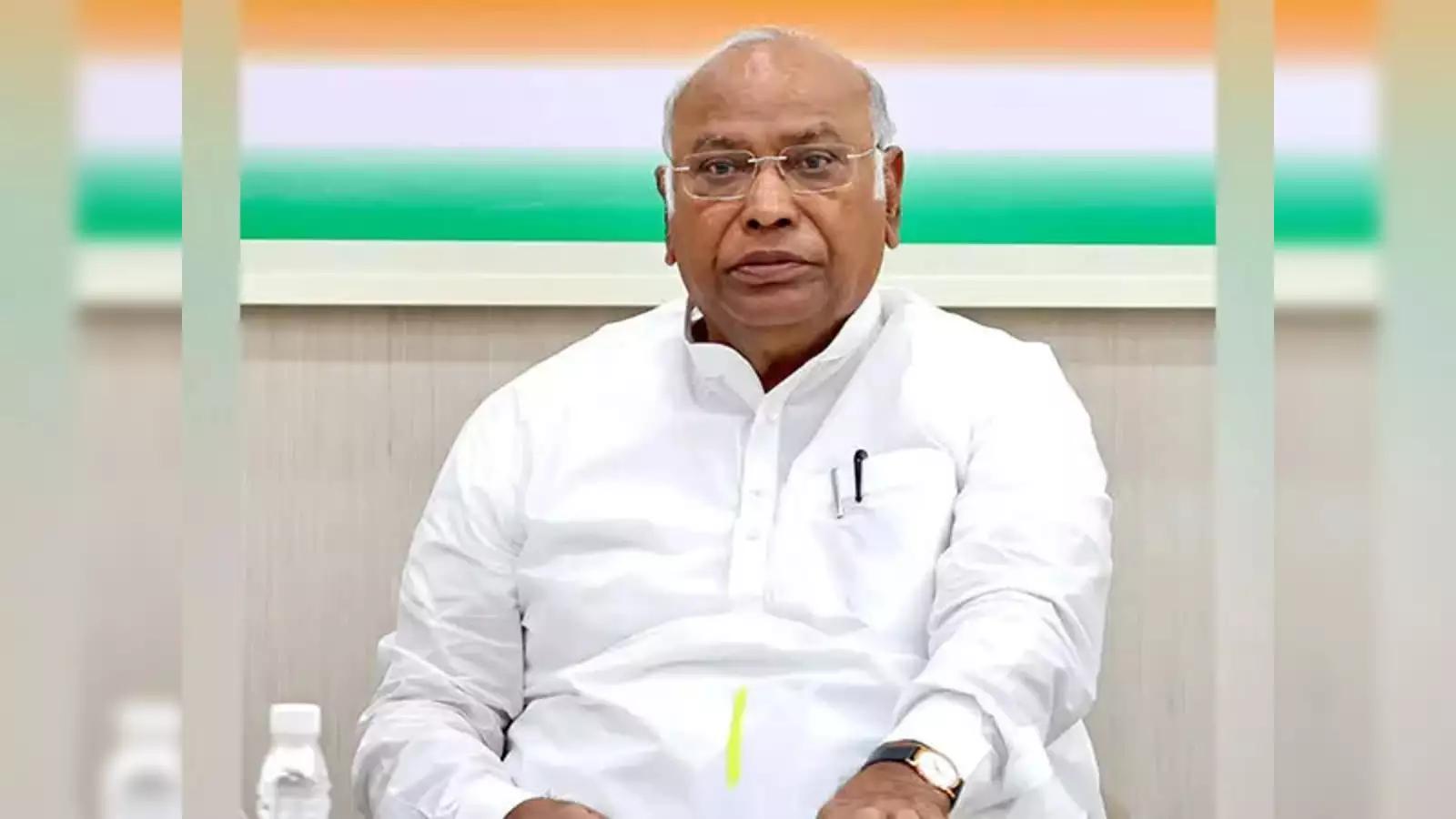 Congress President Kharge blames poor arrangements