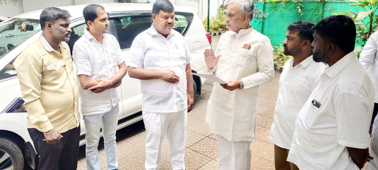 K'taka Cong seeks BJP MLC Ravikumar's suspension for 'objectionable' remarks against Chief Secretary