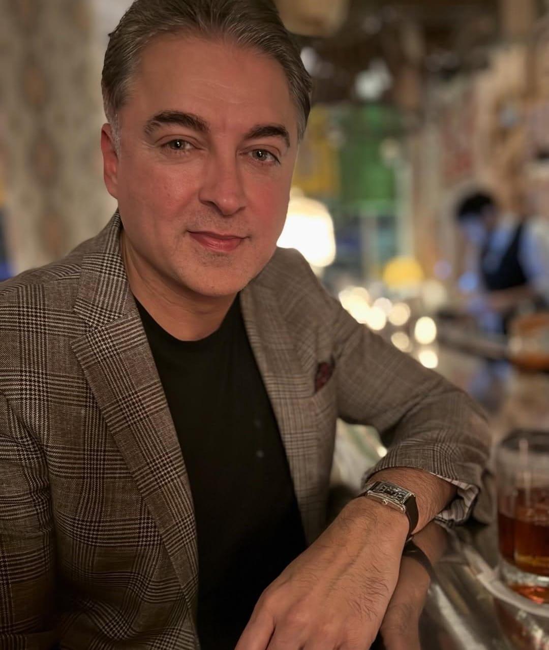 Jugal Hansraj has ‘activated’ his festive mode, sends out Christmas cheer