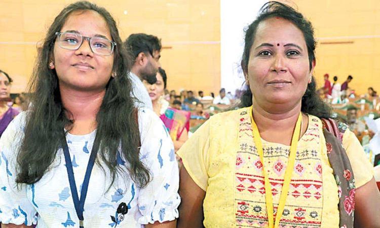 49-year-old TN woman fulfils dream to study medicine, cracks NEET with daughter