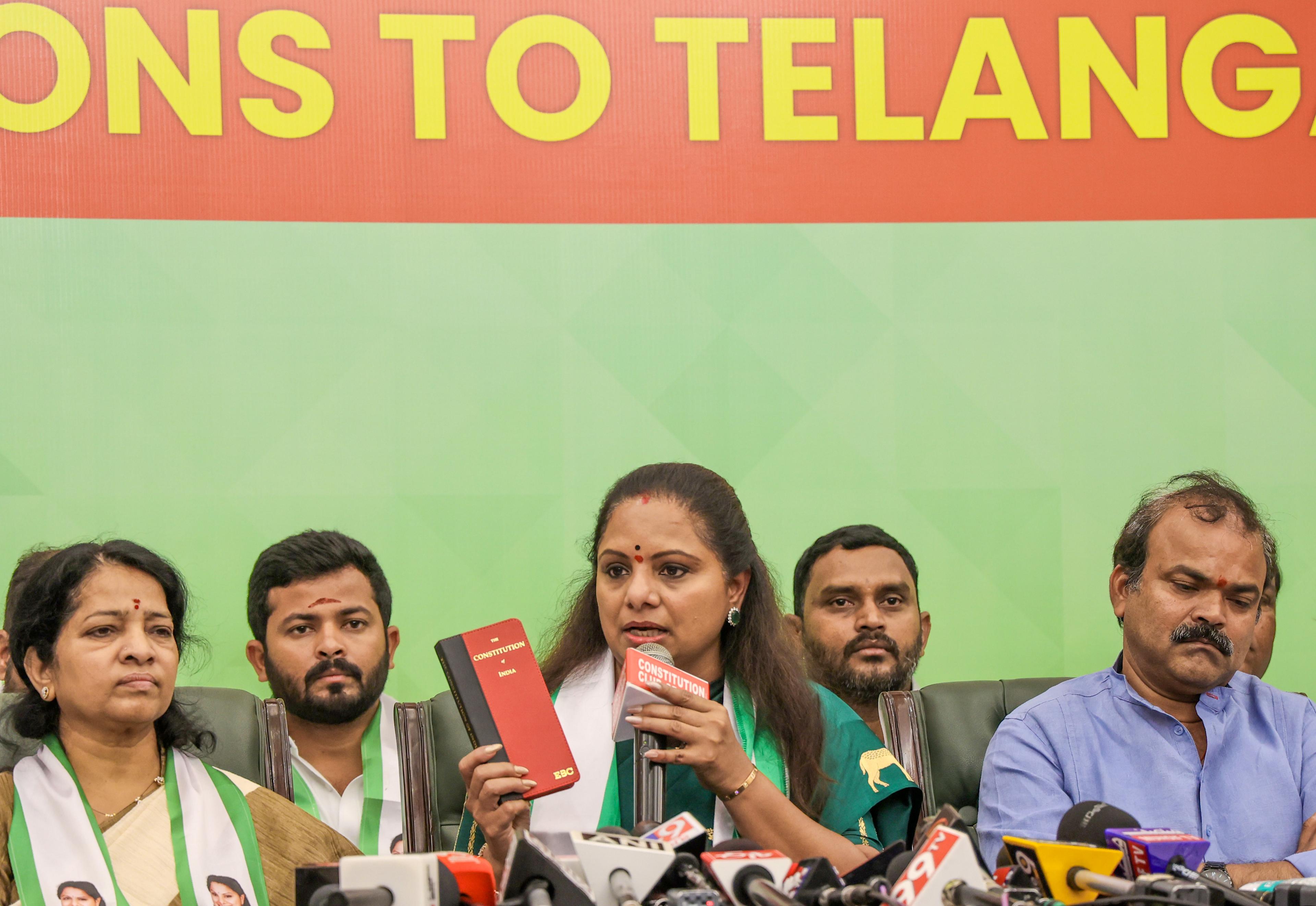 Kavitha warns Centre of indefinite 'Rail Roko' protest over Backward Class reservation