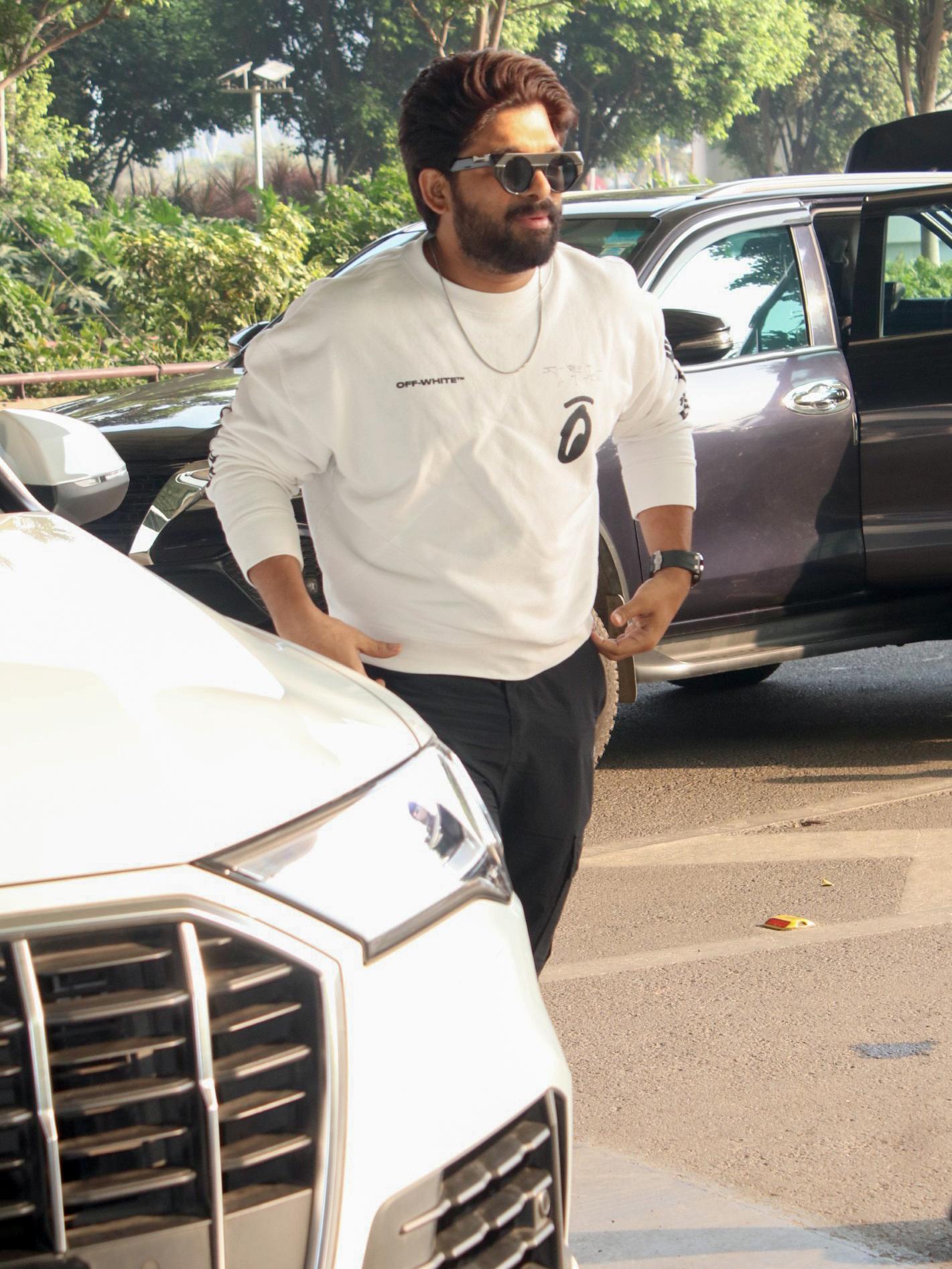 Allu Arjun sends heartfelt wishes to National Awards winners Shah Rukh Khan, Vikrant Massey & others