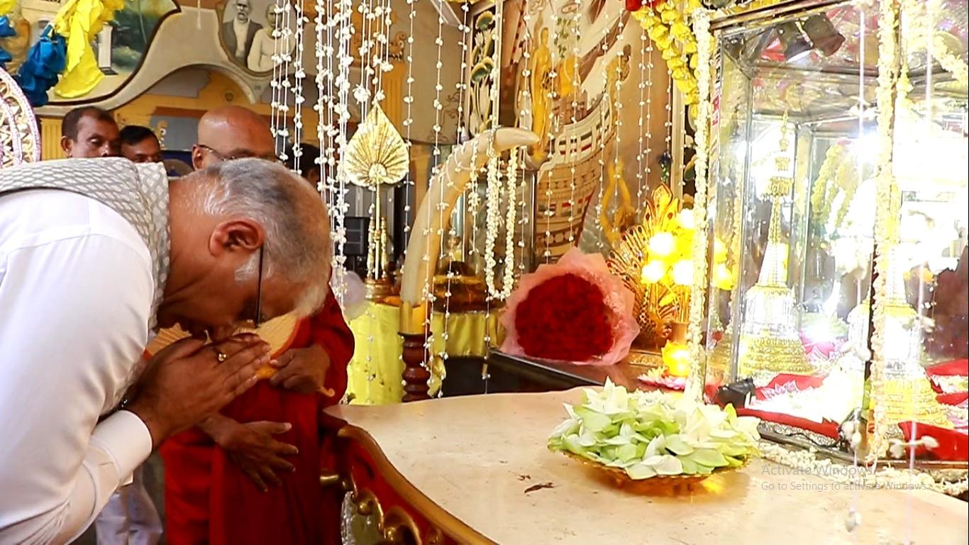 Reaffirming cultural ties: Indian envoy inaugurates Ashoka pillar replica, Buddha relics at Sri Lanka temple