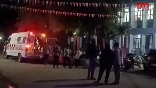 Injured being taken to hospital in Bihar's Lakhisarai