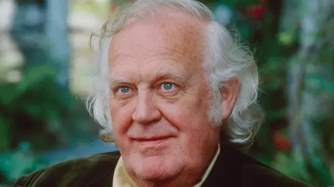 Joss Ackland