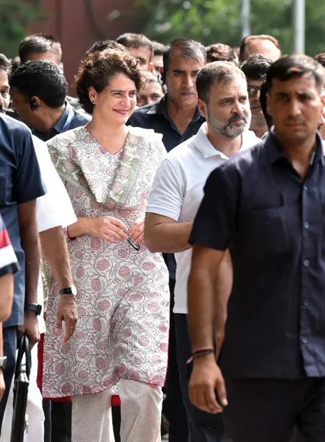 Rahul, Priyanka To Lead Parivartan Yatra