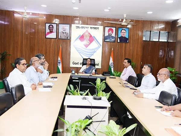 Uttarakhand Chief Secretary Radha Raturi presiding over the meeting