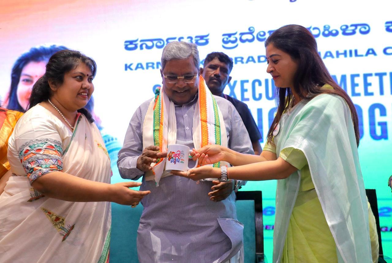 Women Congress workers key to bypoll victory: Karnataka CM