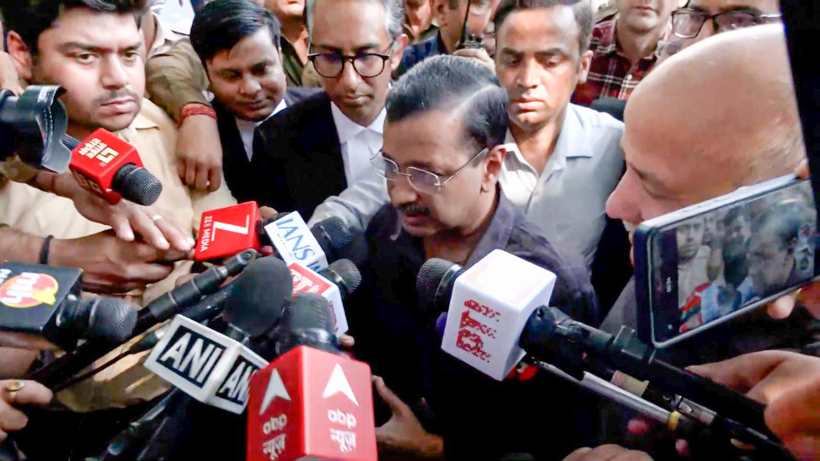 Delhi court discharges Kejriwal, Sisodia in liquor policy ‘scam’ (Ld)