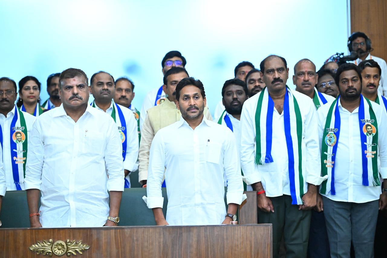 Andhra's coalition govt made Governor speak lies in Assembly, says YSRCP