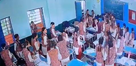 Students, teacher escape as plaster falls off ceiling in Bhopal school