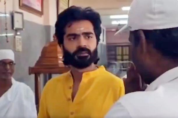 Simbu meditates at Vallalar temple in Vadalur