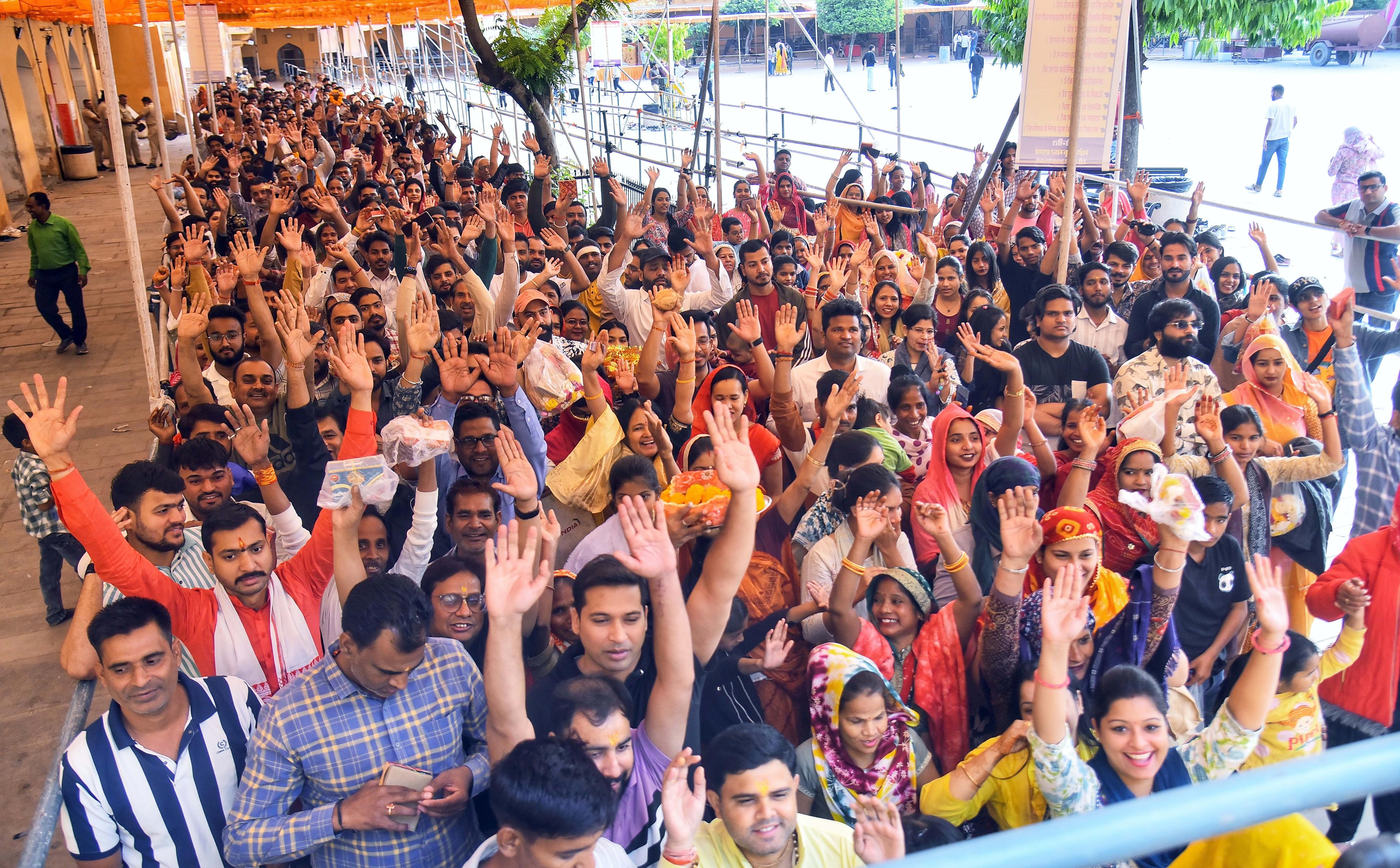 First day of Chaitra Navratri celebrated in temples across India