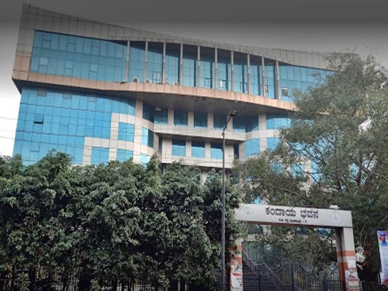 K'taka Administrative Tribunal stays suspension of Panchayat official over participation in RSS foot march