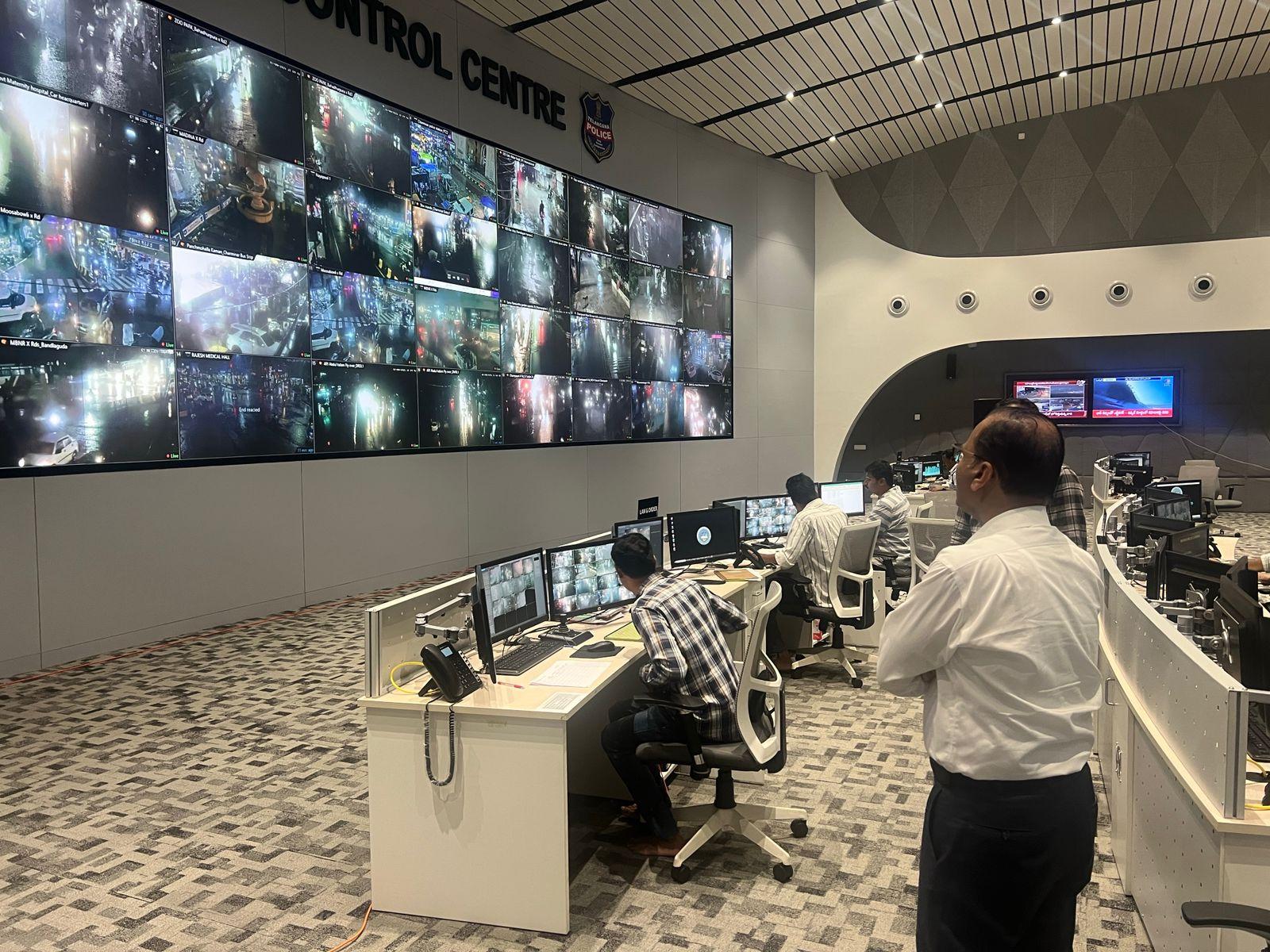 Heavy rains bring Hyderabad to standstill, alert sounded