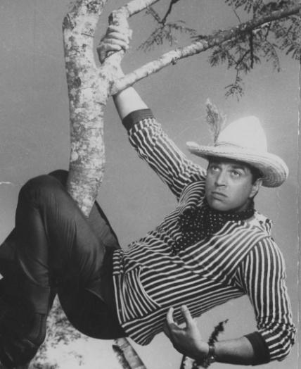 Chandan Roy Sanyal remembers Dharmendra, reflects on icon’s first Bangla film ‘Paari’