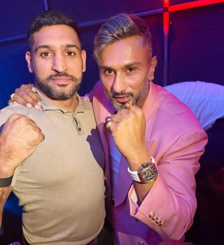 Yo Yo Honey Singh poses alongside boxing star Amir Khan: With my legendary brother