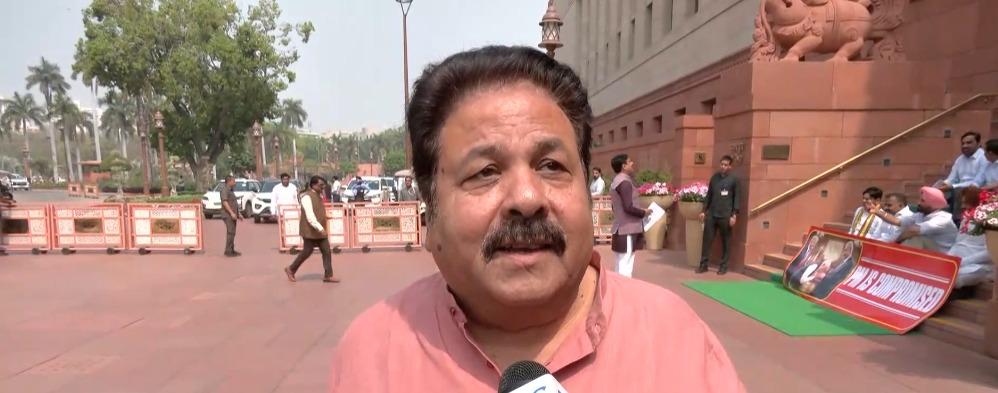 Oppn flags gas shortage, price rise amid West Asia tensions; Govt allies dismiss panic