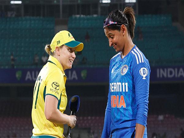 Alyssa Healy and Harmanpreet Kaur