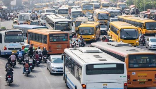 Sankranti rush: Hyderabad-Vijayawada highway teeming with vehicles