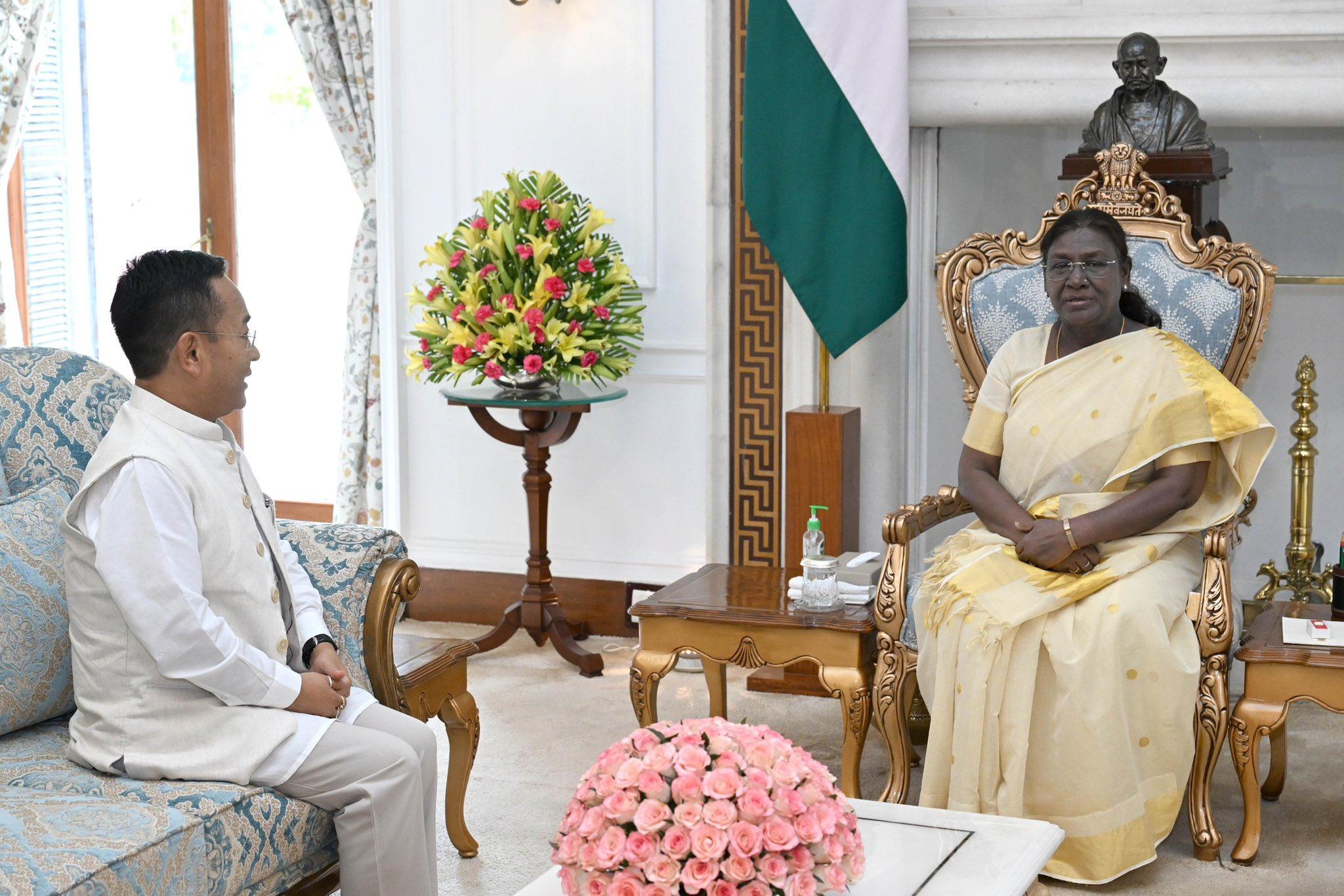 Sikkim CM Prem Singh Tamang calls on President Murmu