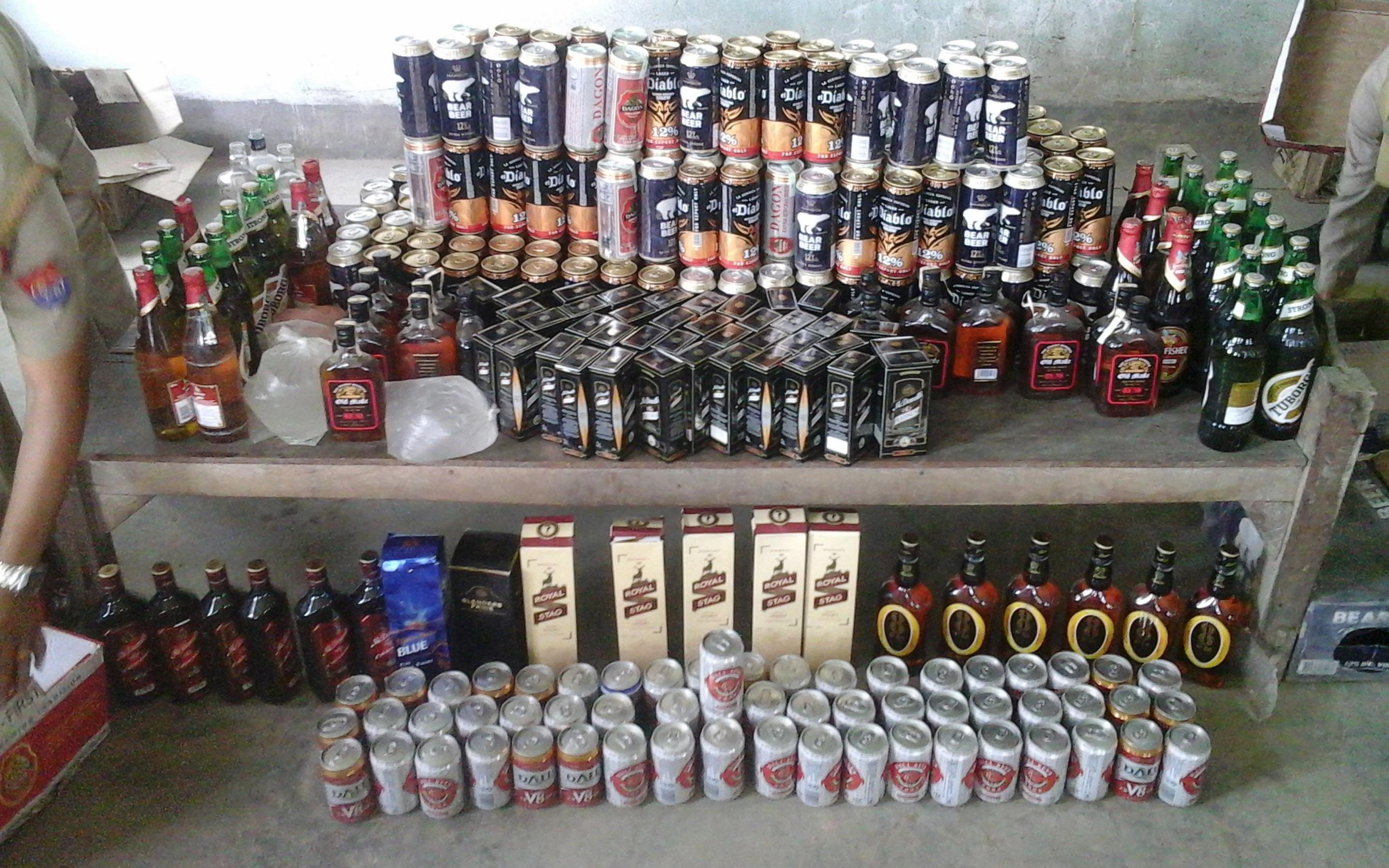 Illegal liquor valued at Rs 54 lakh seized from Ahmedabad