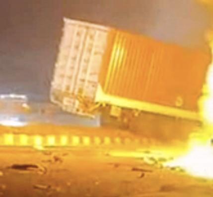 Gujarat: 6 killed, 3 injured in Amirgadh road accident