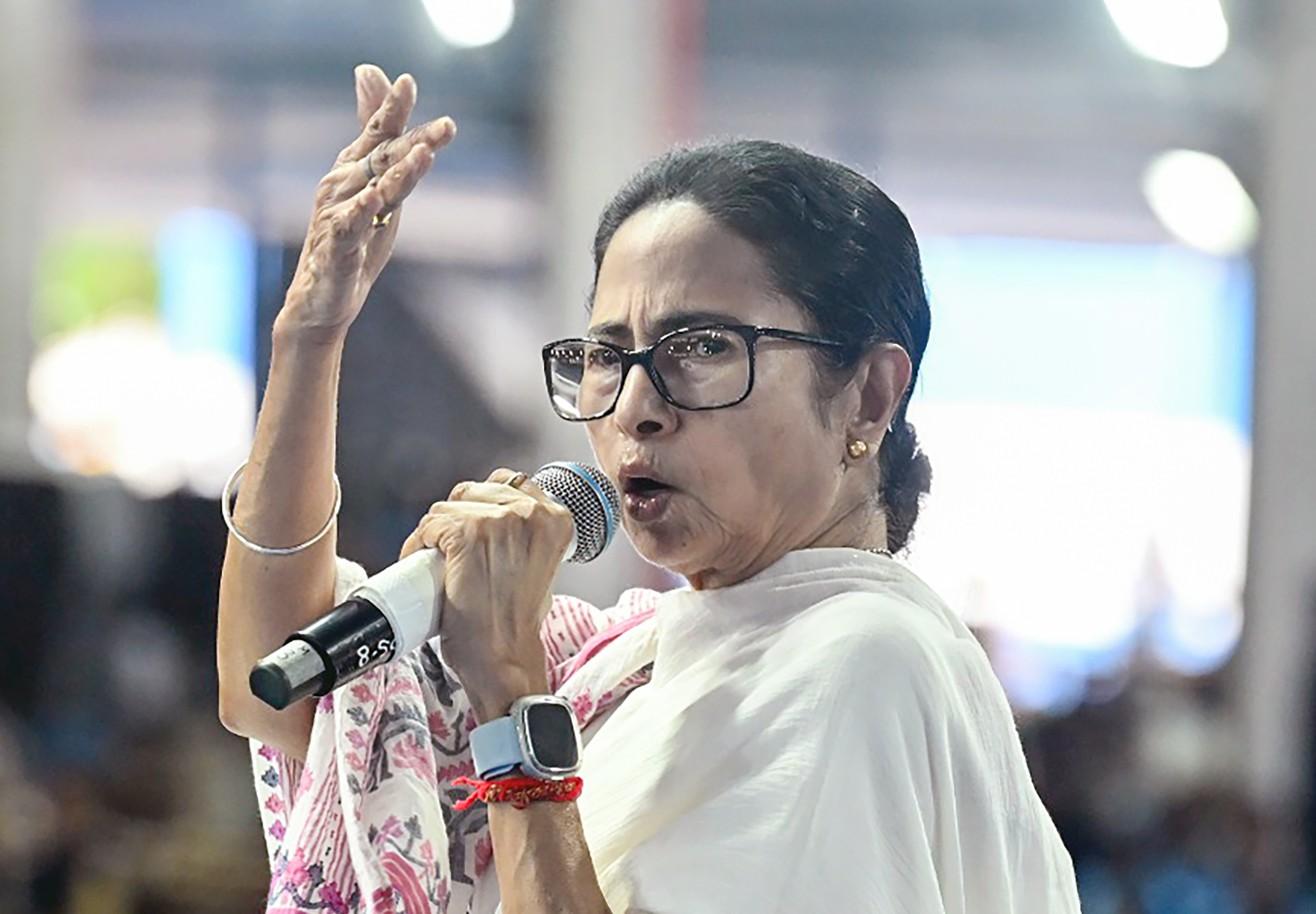 ‘Man-made catastrophe’: Mamata Banerjee slams DVC for increase in water release