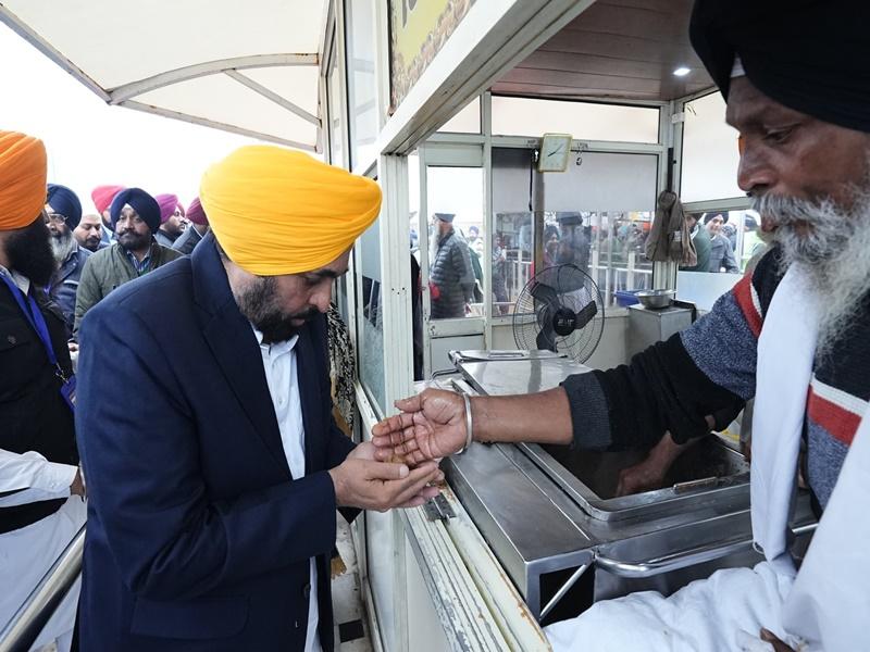 Unparalleled sacrifice of younger Sahibzadas inspires humanity: Punjab CM Mann