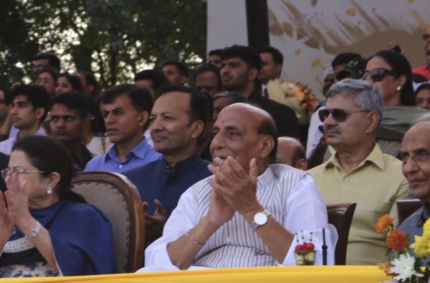 Rajnath Singh backs PPP model to boost sports economy