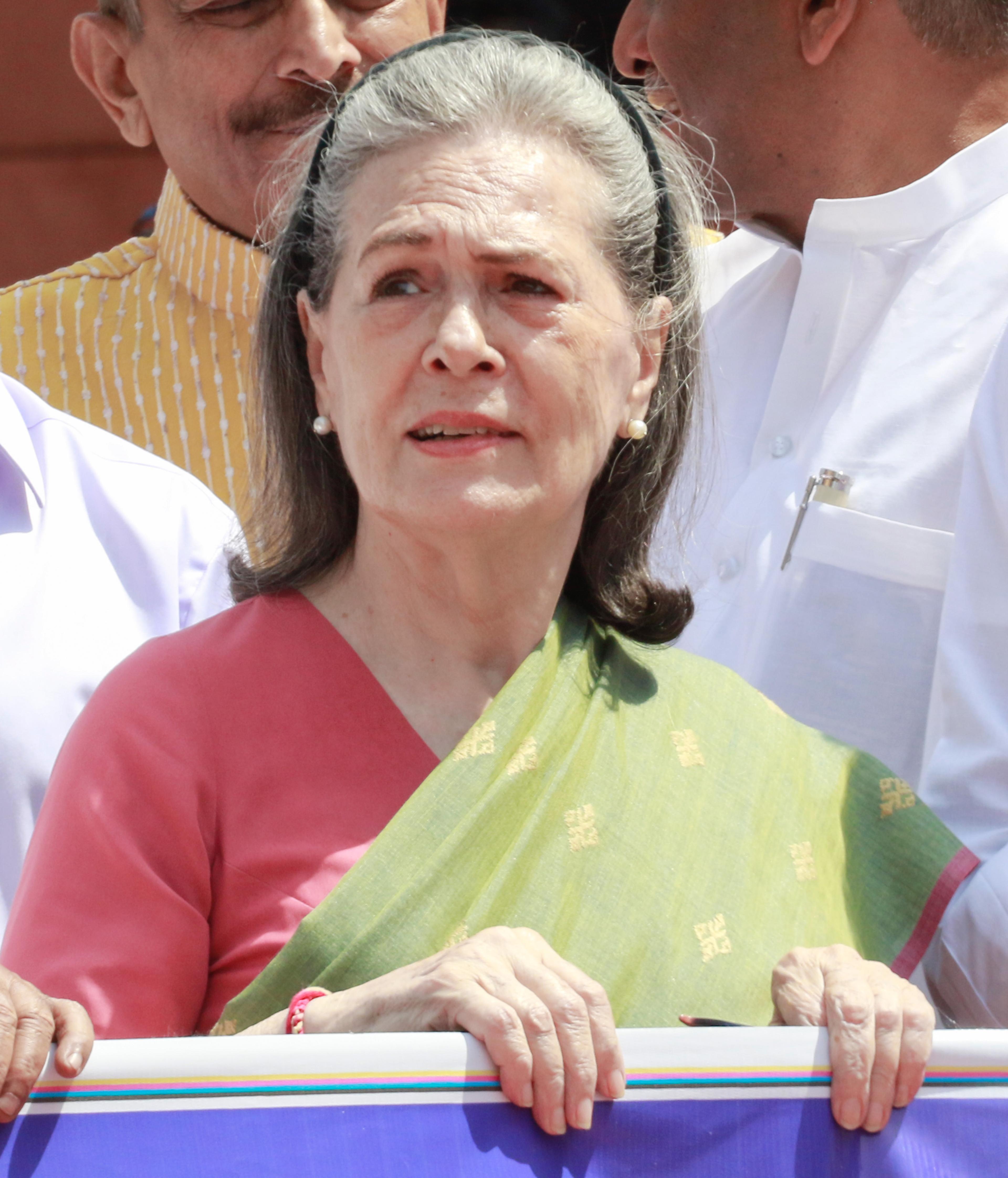 'Crores of Indians stand for justice': Sonia Gandhi writes to late Haryana IPS officer's wife (Ld)