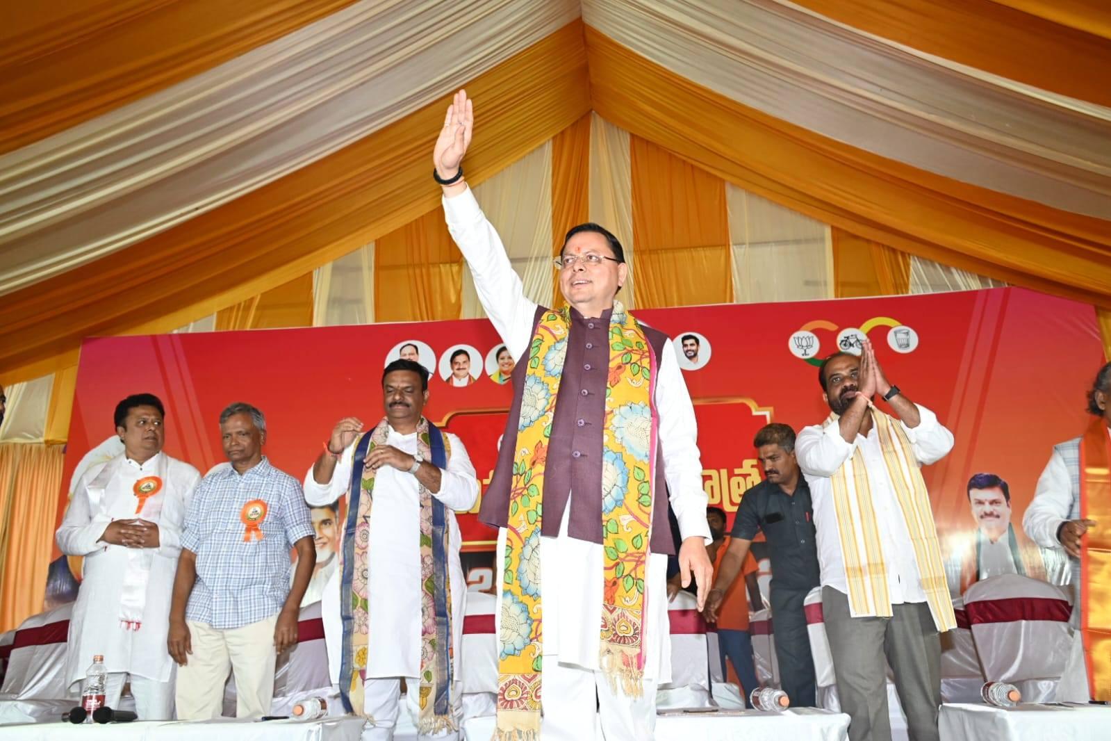 U'khand CM Dhami unveils former PM Vajpayee's statue in Andhra Pradesh, highlights 'Atal-Modi governance legacy'