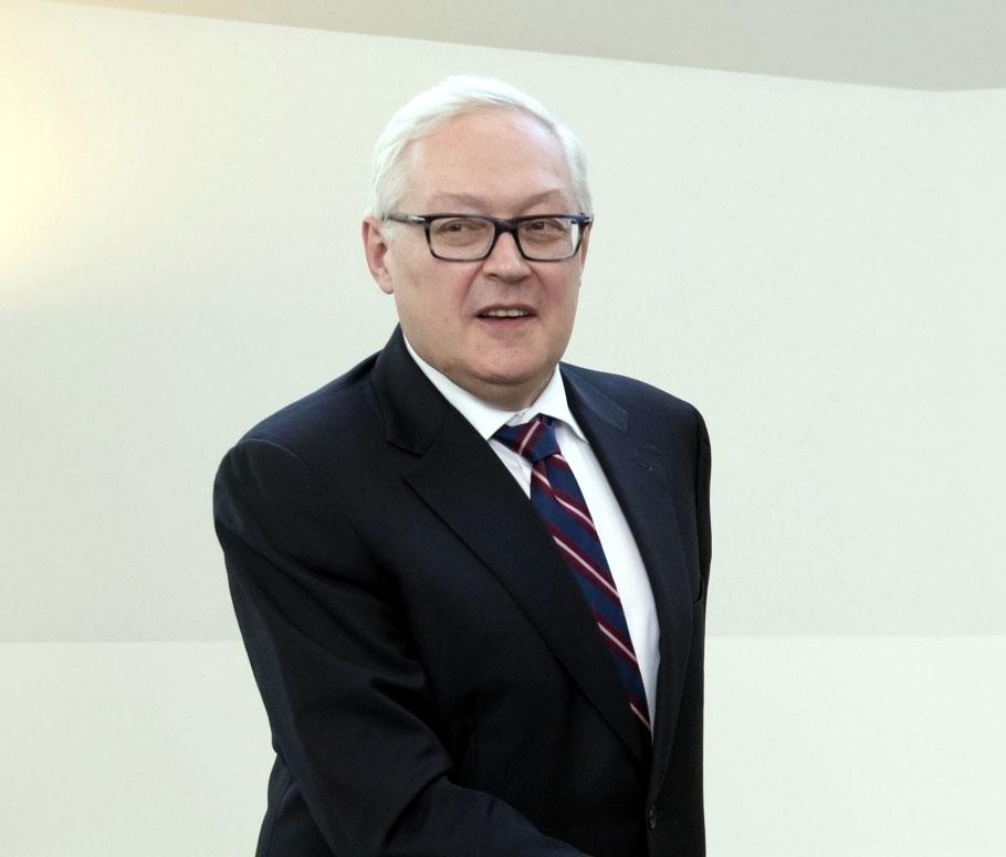 Moscow scoffs Zelensky's peace plan even as Trump remains non-committal before Sunday meeting