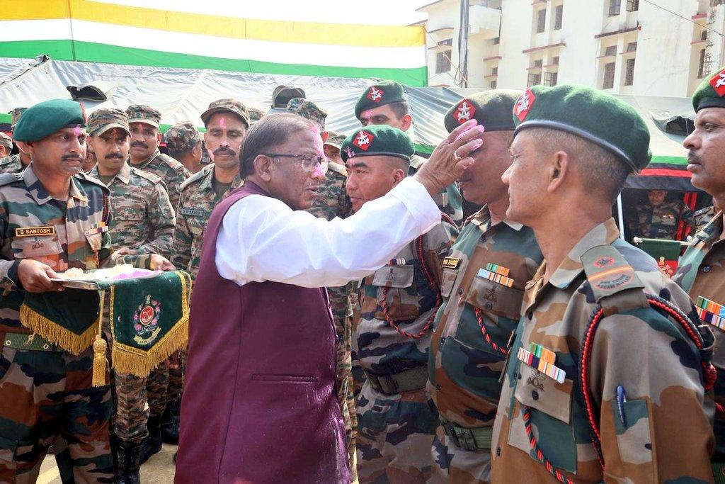 Holi celebrated across NE; Guvs, CMs extend greetings (Lead) 