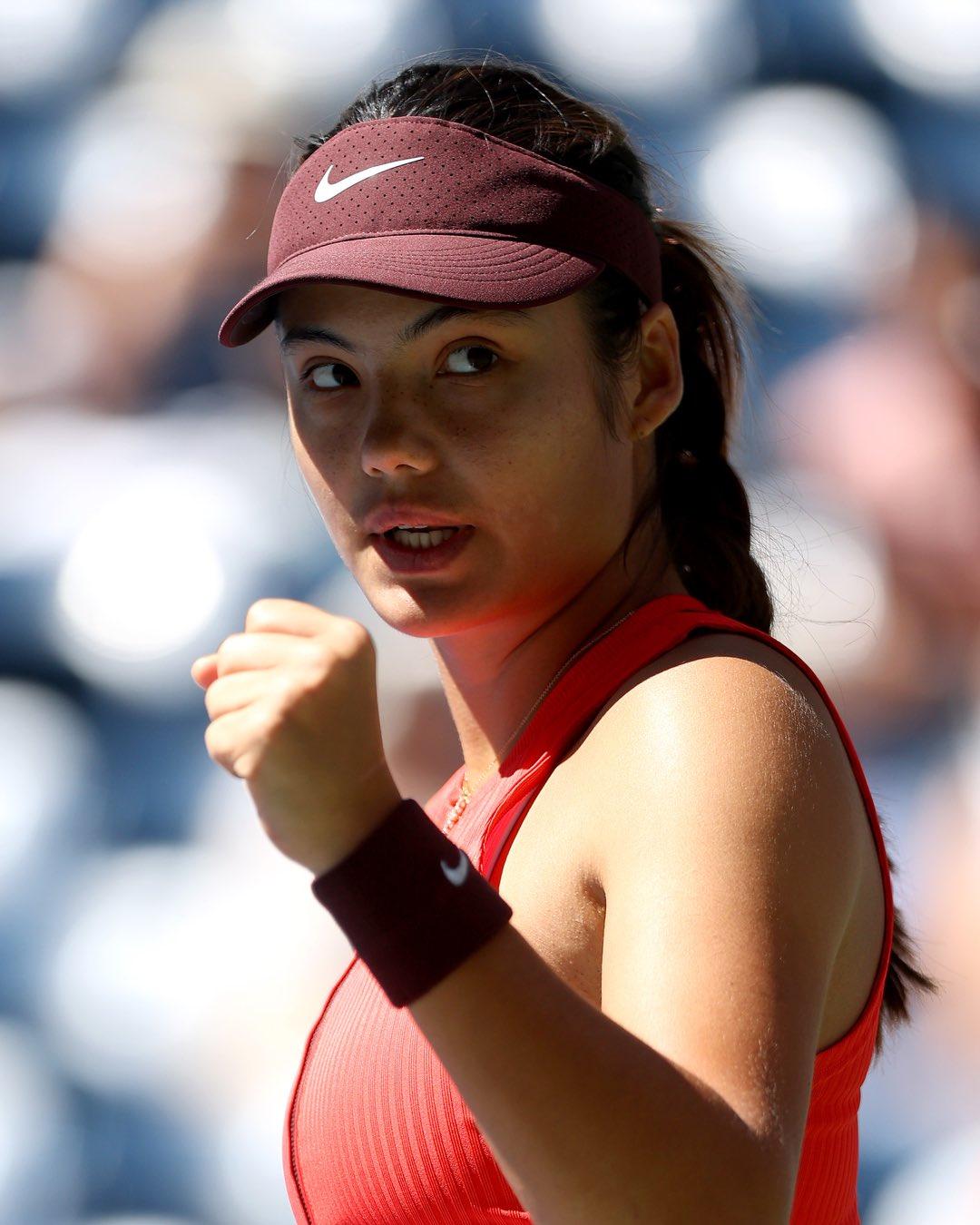 US Open: Emma Raducanu cruises past Janice Tjen to reach third round