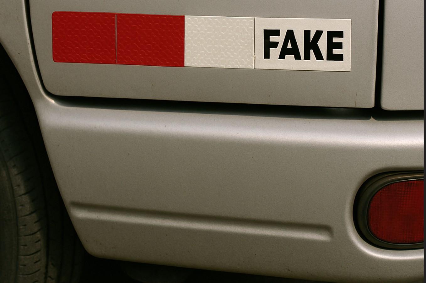 Strict action against fake reflective tapes on vehicles, fine up to Rs 10,000 in Noida