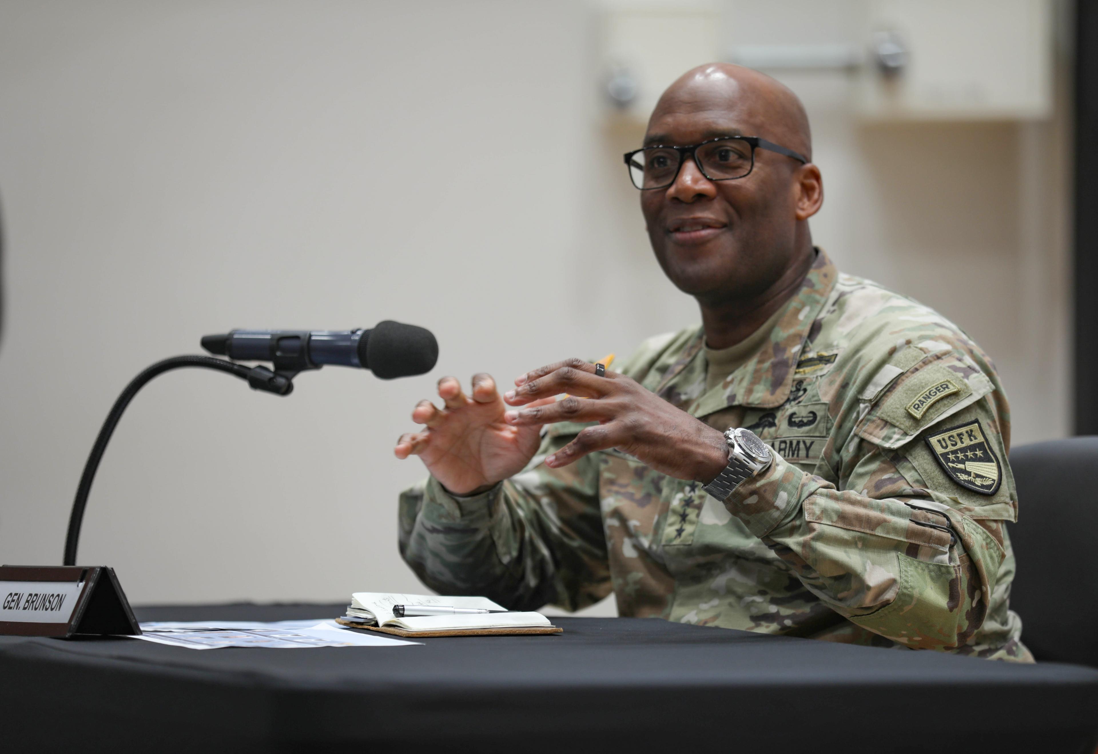 USFK commander underscores 'strategic triangle' linking South Korea, Japan, Philippines in 'east-up' map