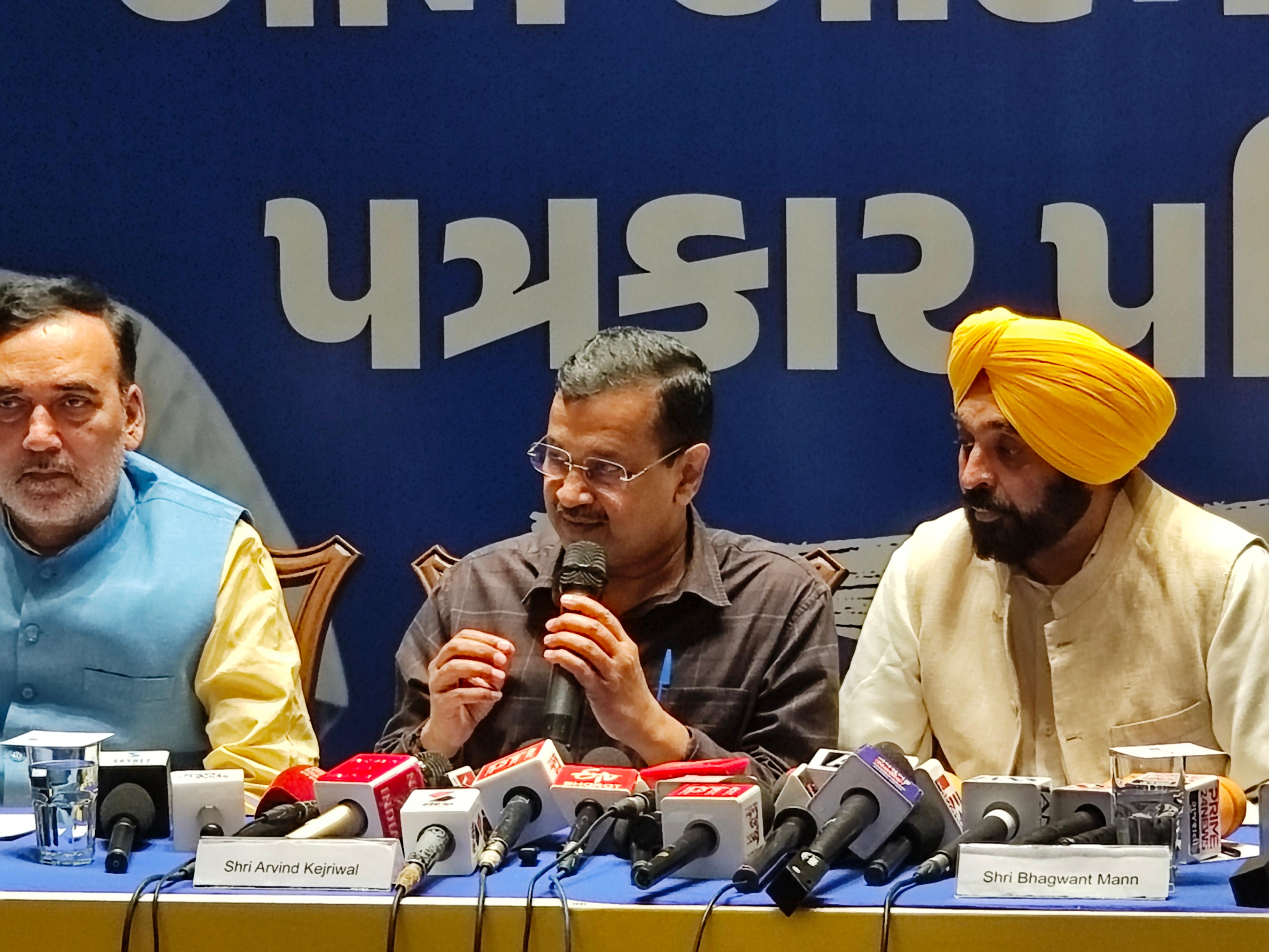 Gujarat Budget offers ‘nothing for common people’, says Kejriwal