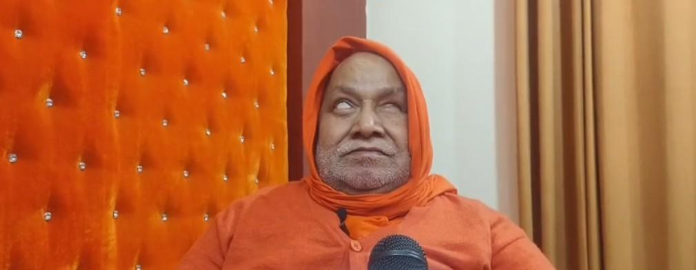 Ram Temple flag-hoisting: Jagadguru Rambhadracharya praises PM Modi, slams Rahul-Akhilesh absence