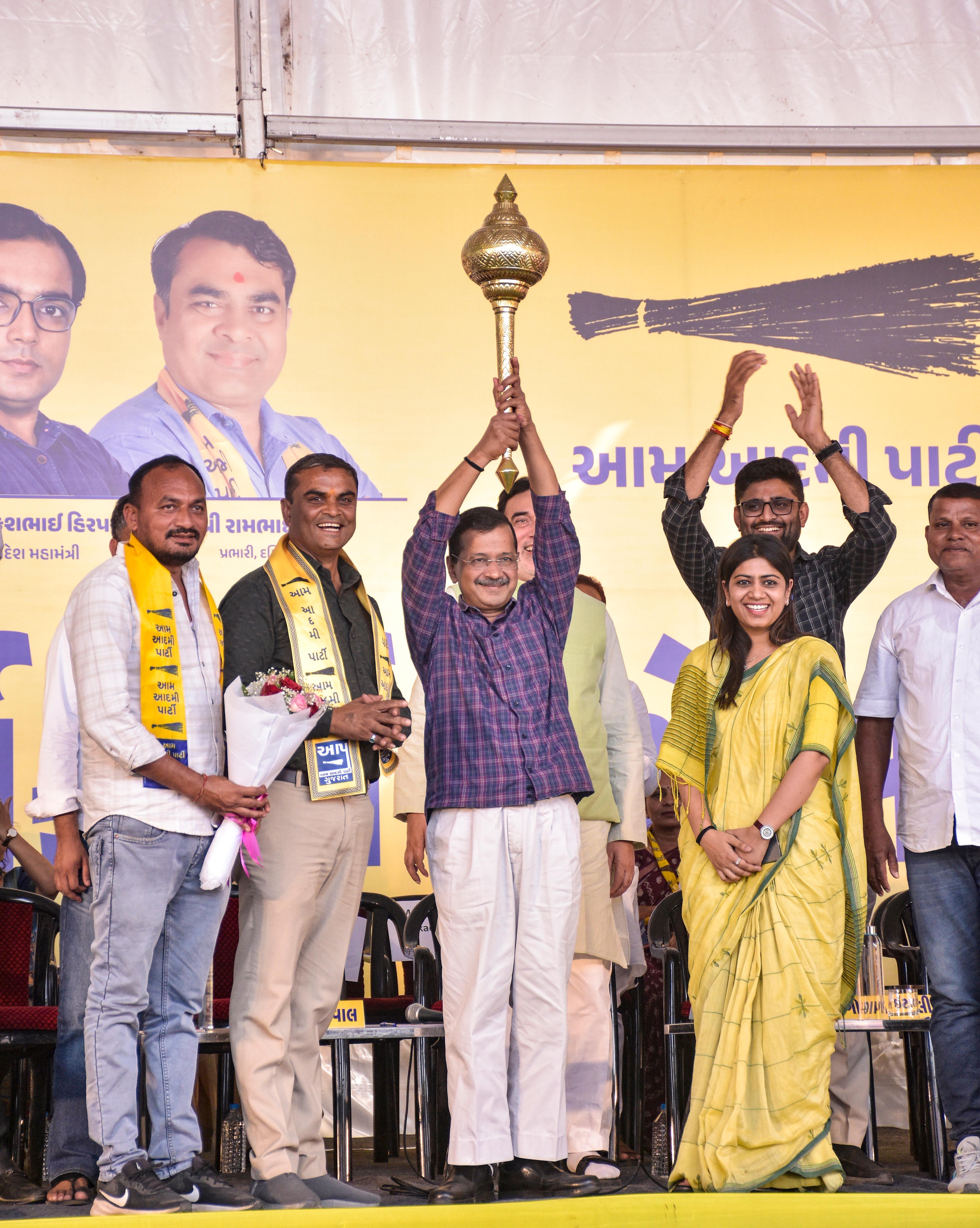 Gujarat: Kejriwal accuses BJP, Congress of ignoring people after elections