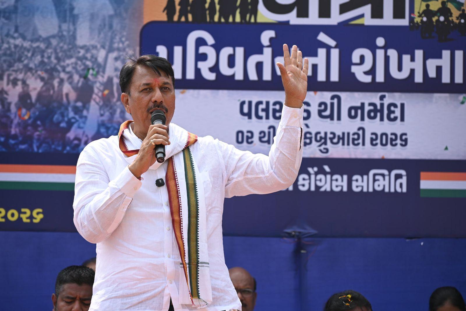 Illegal liquor thriving, Bardoli sugar factory hit by corruption: Gujarat Congress chief