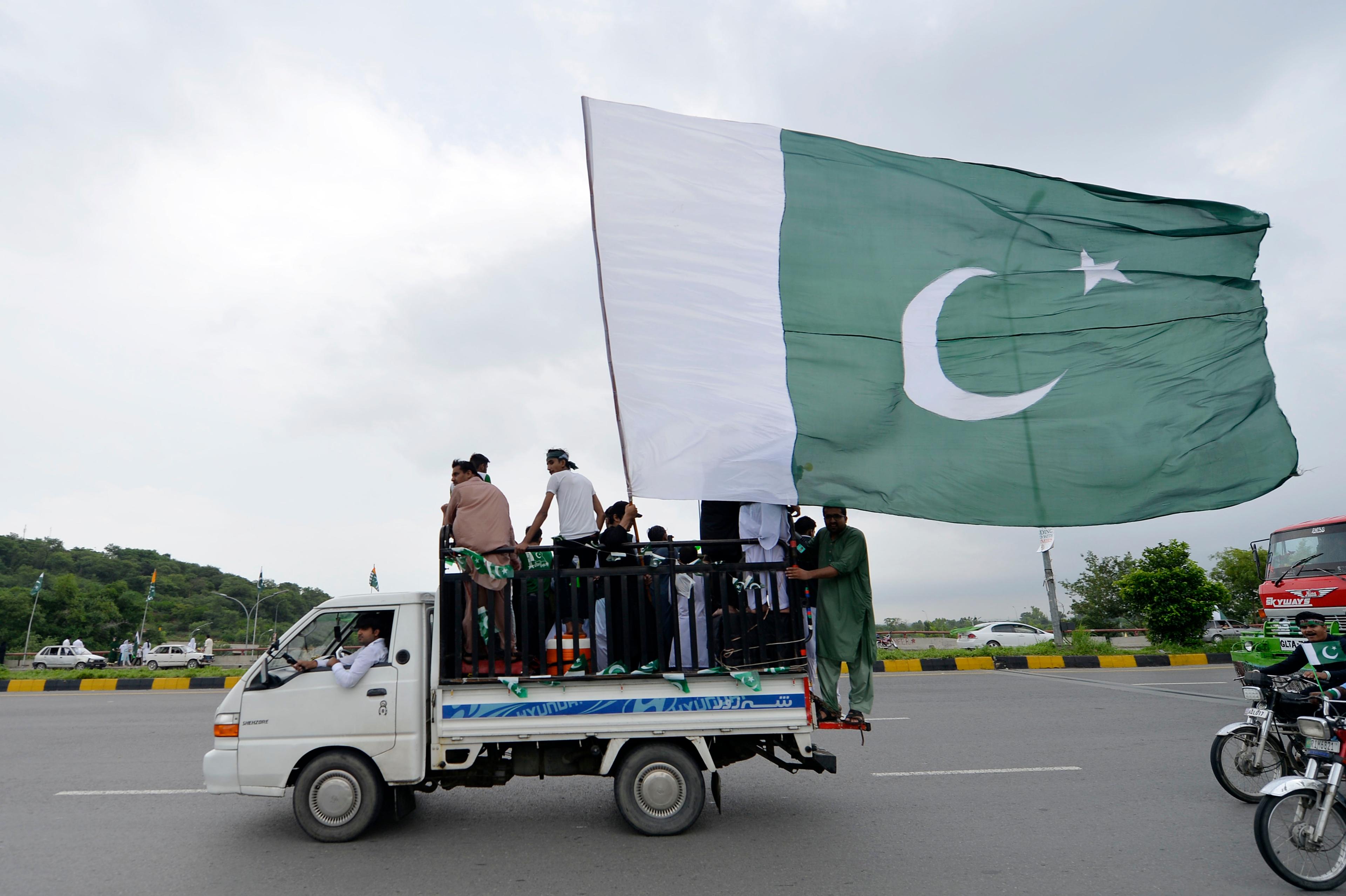 Pakistan’s graduates remain jobless due to skills gap, degree recognition issues